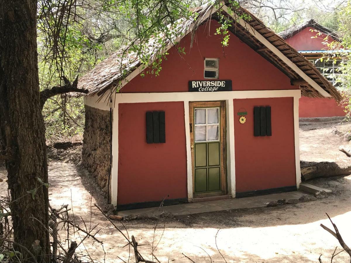Maasai Simba Camp Hotel Amboseli Buitenkant foto